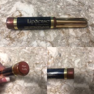 LipSense Lip Color Plum Pretty